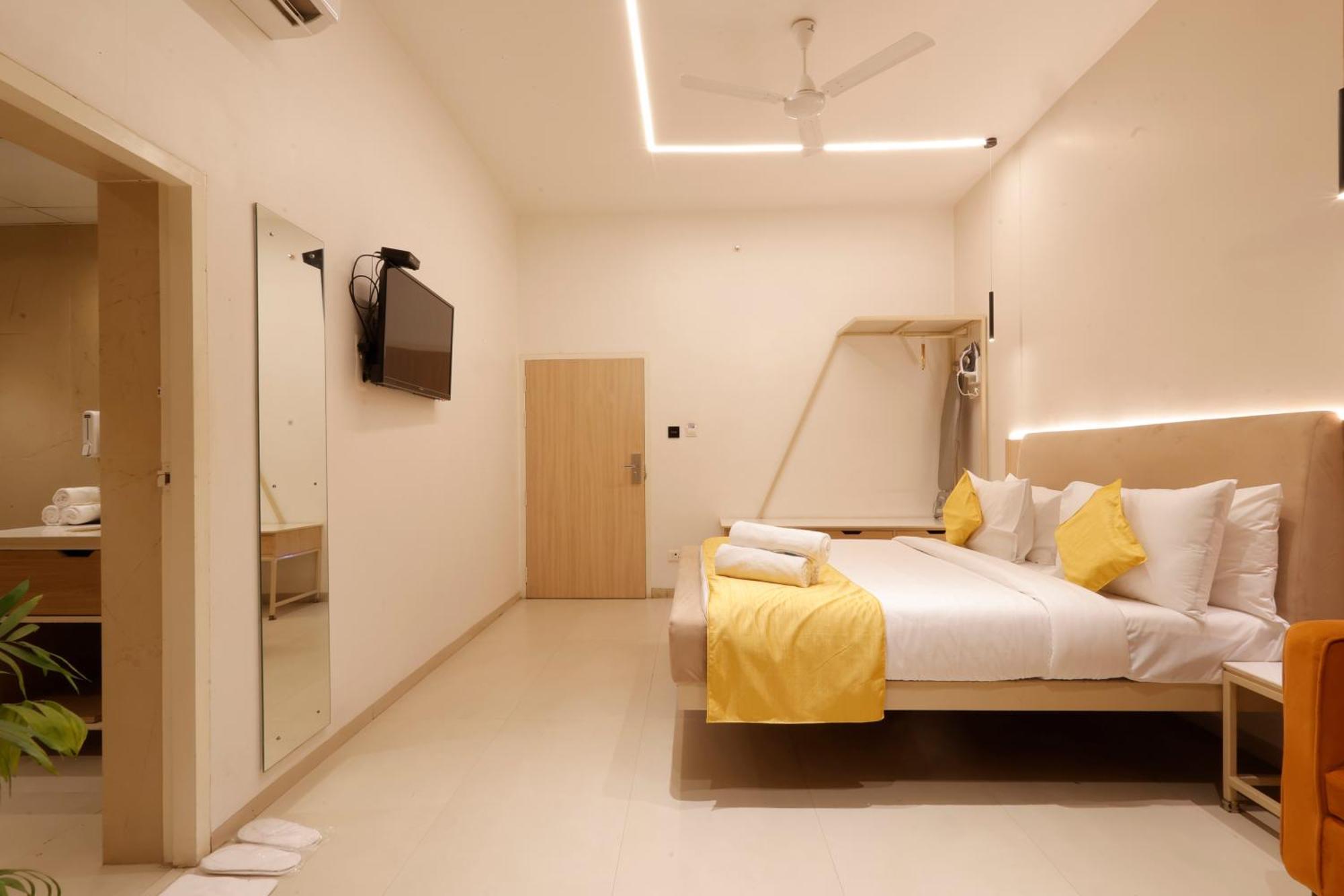 Hotel Varuna Benares Buitenkant foto