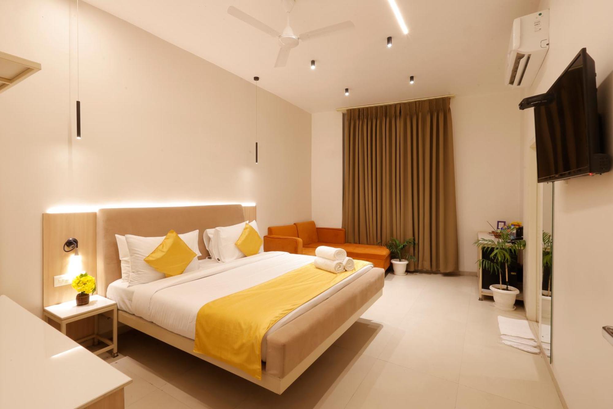 Hotel Varuna Benares Buitenkant foto