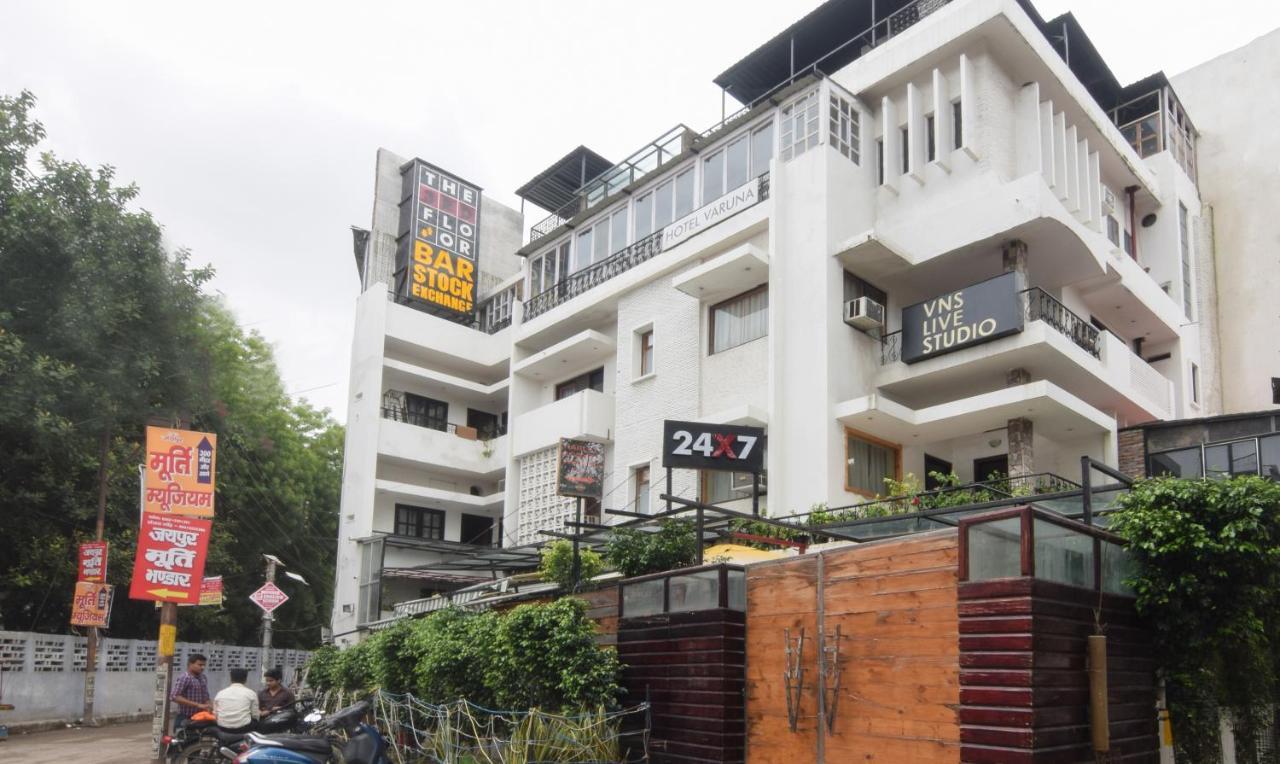 Hotel Varuna Benares Buitenkant foto