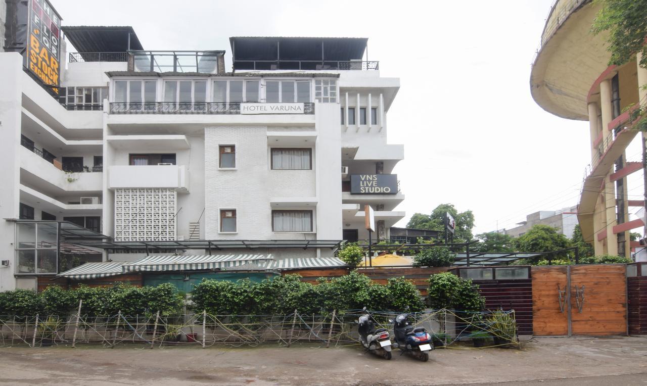 Hotel Varuna Benares Buitenkant foto